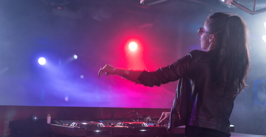 dubai nightlife finder uae